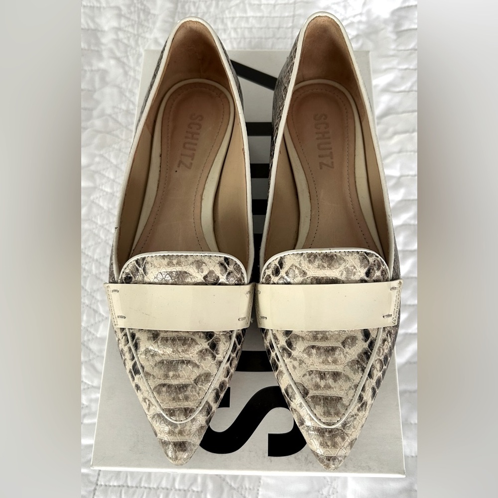 Schutz Cream Snakeskin Embossed Leather Flats
